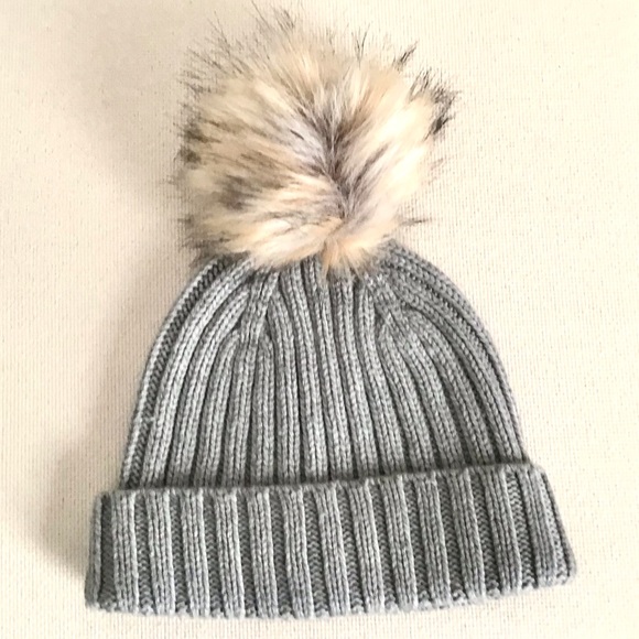 J. CREW Wool Acrylic Beanie With Faux-Fur Pom-Pom New With Tag - Picture 4 of 7